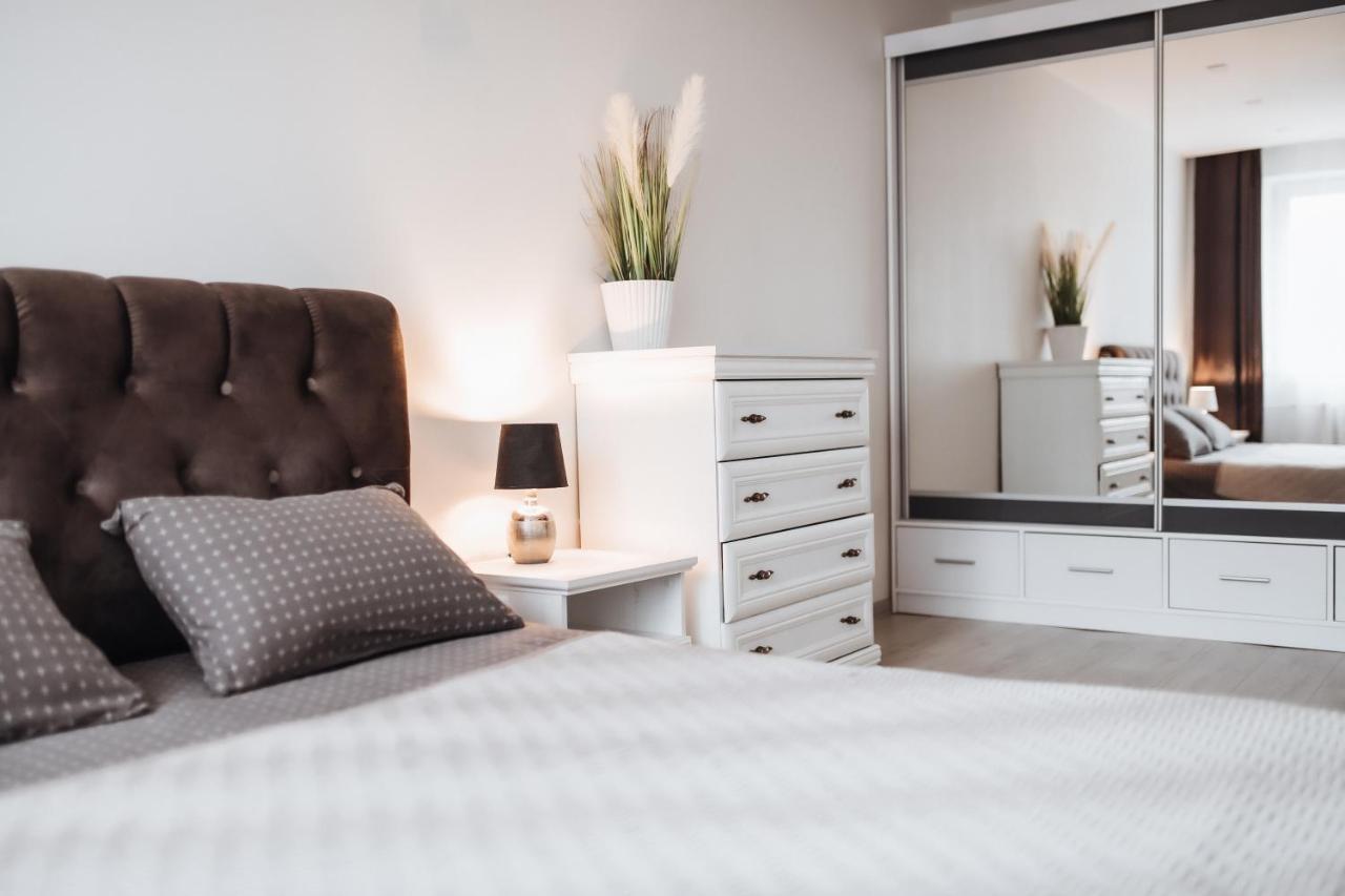 Luxury Apartments In City Center, Siauliai Eksteriør billede